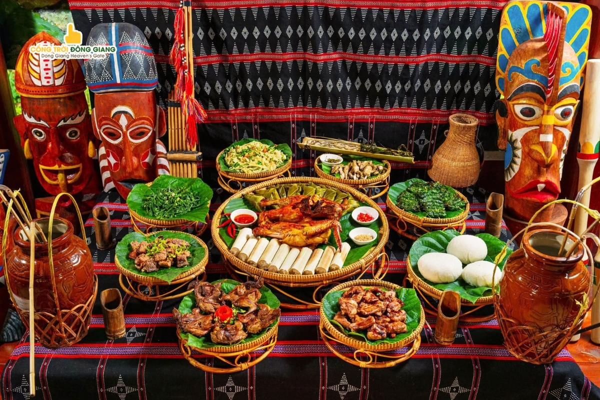 Du Lịch Đà Nẵng Ăn Gì? Hành Trình Khám Phá Ẩm Thực Từ Đồng Bằng Đến Đại Ngàn