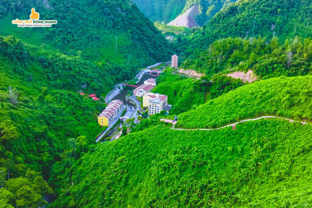 cap-treo-cong-troi-dong-giang-3