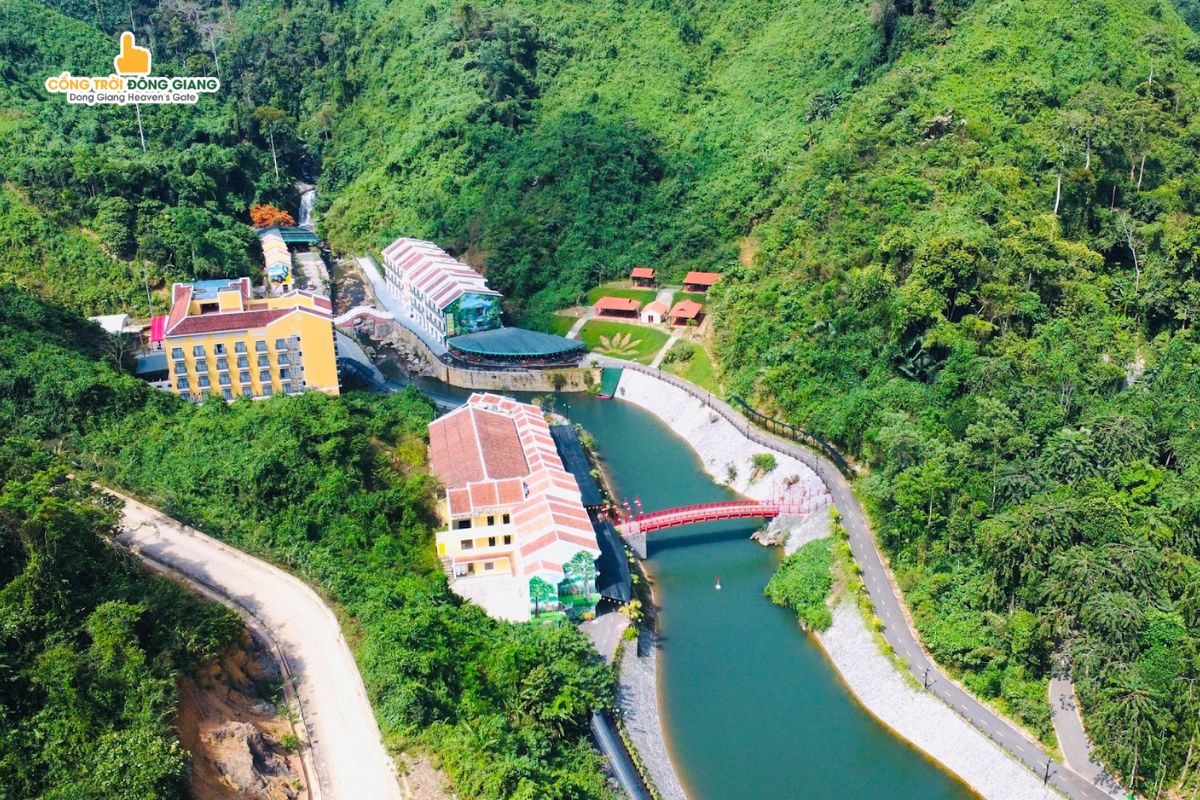 xe-di-cong-troi-dong-giang-2